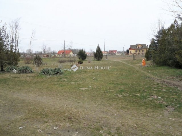 Eladó ipari ingatlan, Lajosmizsén 118 M Ft / költözzbe.hu