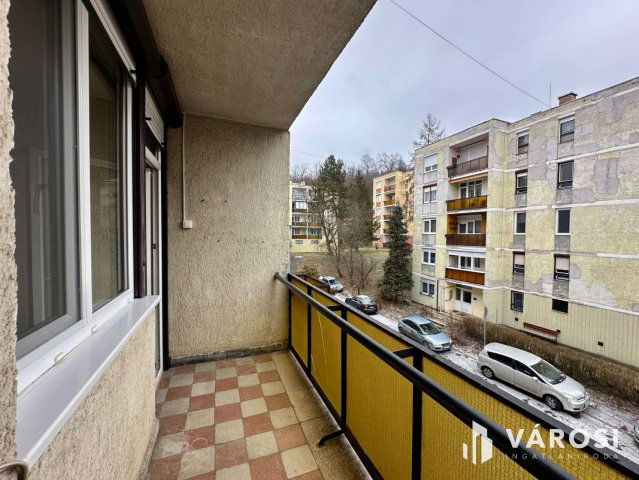 Kiadó téglalakás, albérlet, Salgótarjánban 110 E Ft / hó