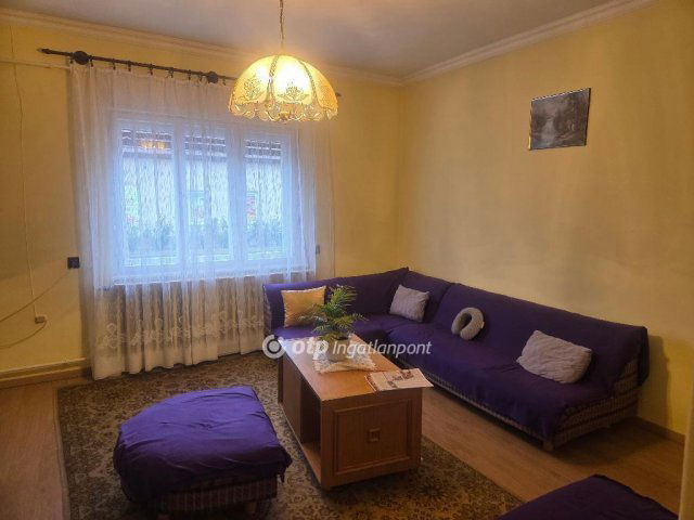 Eladó családi ház, Abonyban 41.9 M Ft, 4 szobás