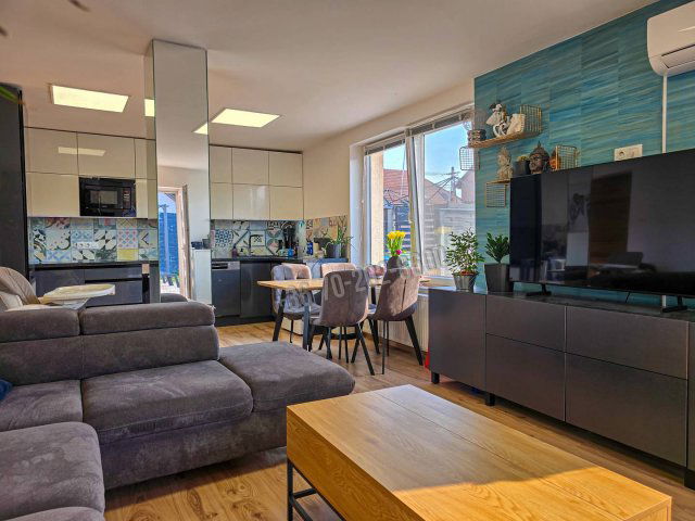 Eladó családi ház, Budapesten, XV. kerületben 126 M Ft, 4 szobás