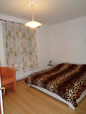 Eladó téglalakás, Érden 87.9 M Ft, 5 szobás