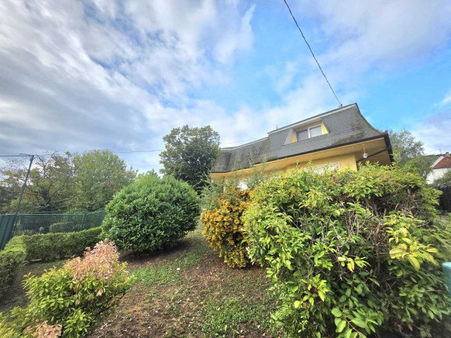 Eladó családi ház, Budapesten, III. kerületben, Farkastorki úton