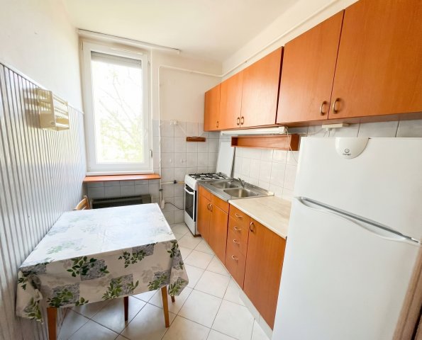 Kiadó téglalakás, albérlet, Kecskeméten 150 E Ft / hó