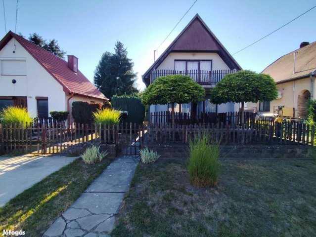 Eladó családi ház, Dombóváron 29 M Ft, 2+1 szobás