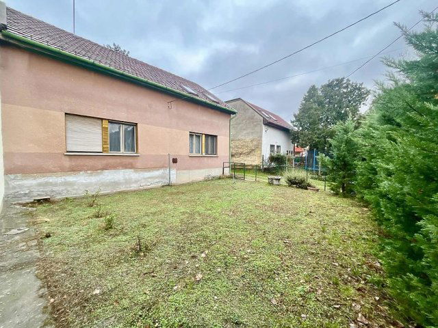 Eladó családi ház, Budapesten, XV. kerületben 79.9 M Ft