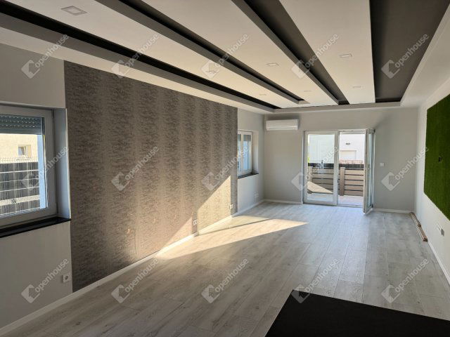 Eladó családi ház, Siófokon 135 M Ft, 5 szobás
