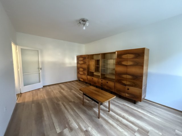 Kiadó téglalakás, albérlet, Nyíregyházán 100 E Ft / hó