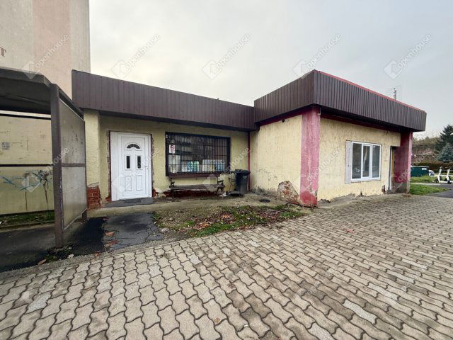 Eladó üzlethelyiség, Zalaegerszegen 6.9 M Ft, 2 szobás