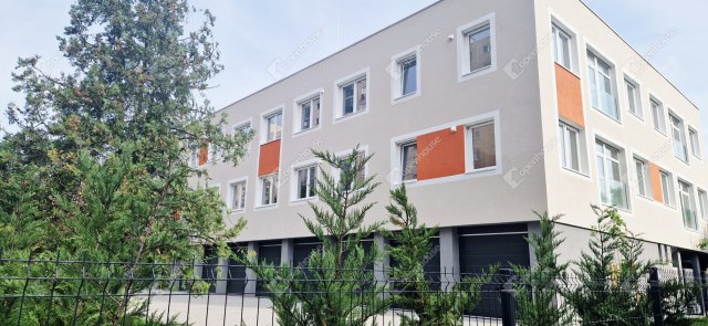 Eladó téglalakás, Miskolcon 65 M Ft, 3 szobás