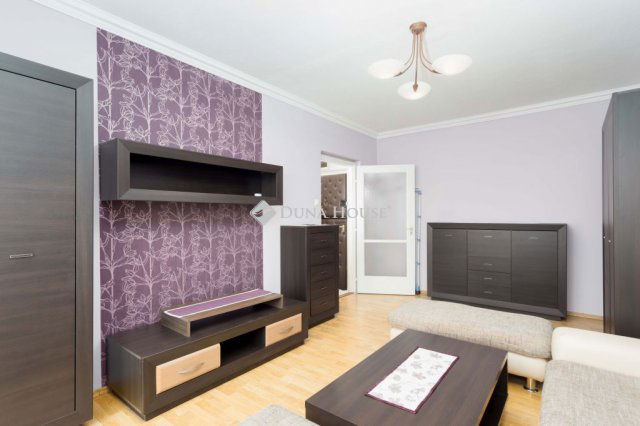 Eladó panellakás, Győrött, Szent Imre úton 47.7 M Ft, 1 szobás