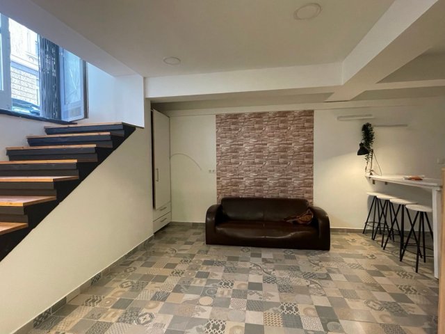 Eladó üzlethelyiség, Budapesten, V. kerületben 45.9 M Ft