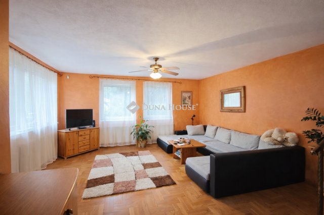 Eladó családi ház, Budapesten, III. kerületben, Gyepes utcában