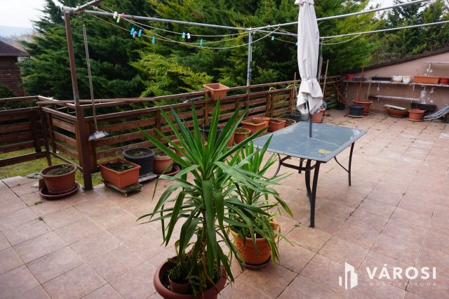 Eladó családi ház, Ürömön 138 M Ft, 4 szobás