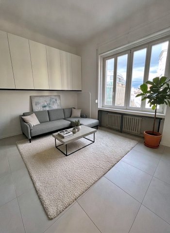 Eladó téglalakás, Budapesten, V. kerületben, Szervita téren