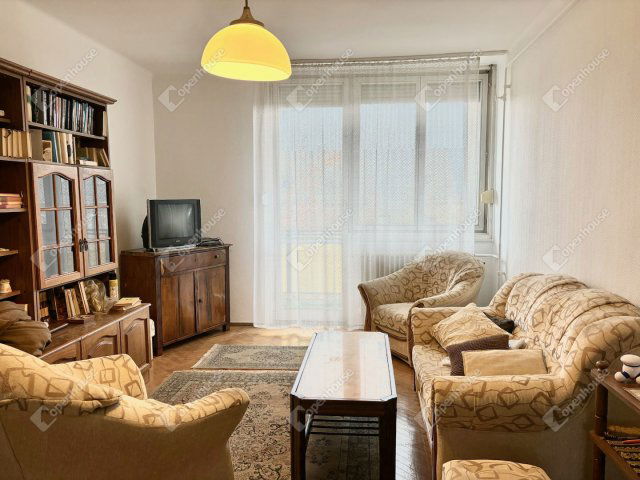 Eladó téglalakás, Tatabányán 34.99 M Ft, 2 szobás