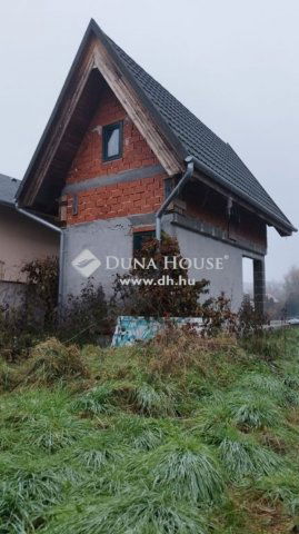 Eladó mezogazdasagi ingatlan, Pécelen 22 M Ft, 2 szobás