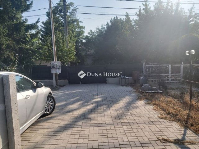 Eladó családi ház, Dunaharasztin 51.5 M Ft, 2 szobás