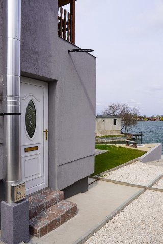 Eladó családi ház, Szigetszentmiklóson 77.5 M Ft, 2 szobás