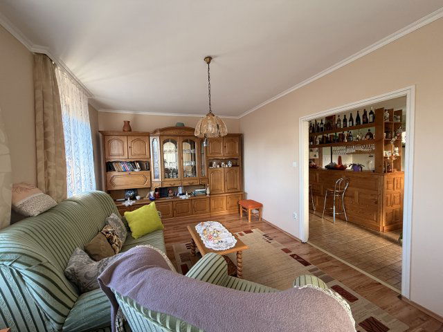 Eladó családi ház, Kisbajcson 79.9 M Ft, 4 szobás