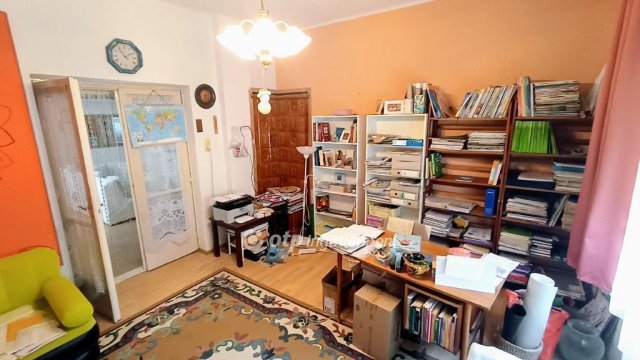 Eladó családi ház, Jászárokszálláson 126 M Ft, 5 szobás