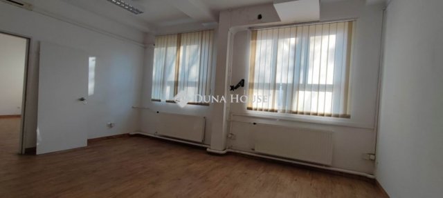 Eladó ipari ingatlan, Budapesten, III. kerületben 1514.59 M Ft