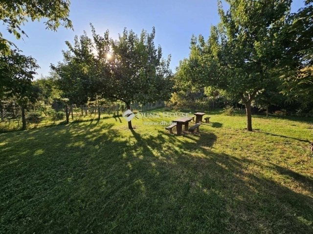 Eladó családi ház, Budaörsön 149.5 M Ft, 5 szobás