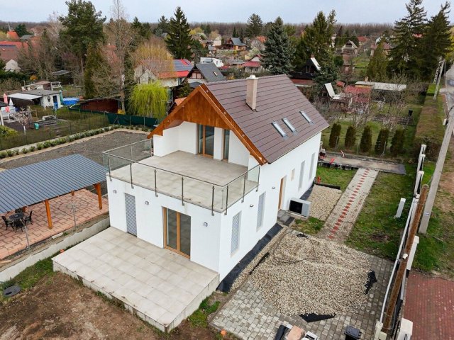 Eladó családi ház, Őrbottyánban 148.9 M Ft, 4 szobás