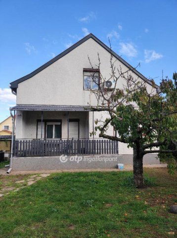 Eladó családi ház, Debrecenben 145 M Ft, 4+1 szobás