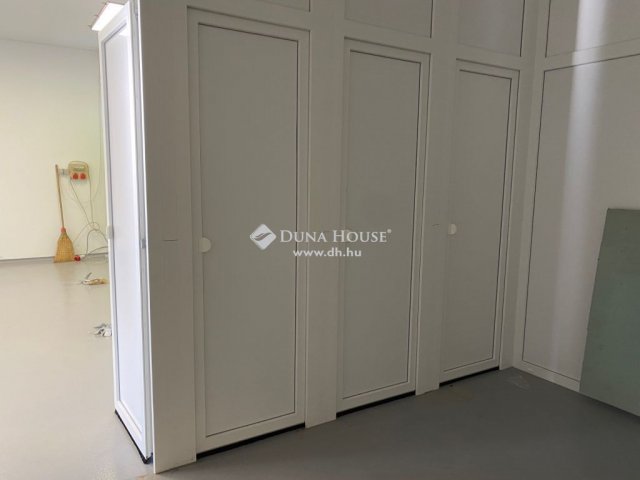 Eladó családi ház, Sződligeten 150 M Ft, 1 szobás