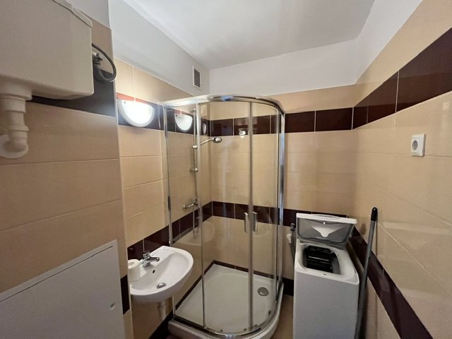 Eladó panellakás, Pécsett 43.9 M Ft, 2 szobás