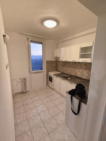 Eladó téglalakás, Zalaegerszegen 39.9 M Ft, 3 szobás