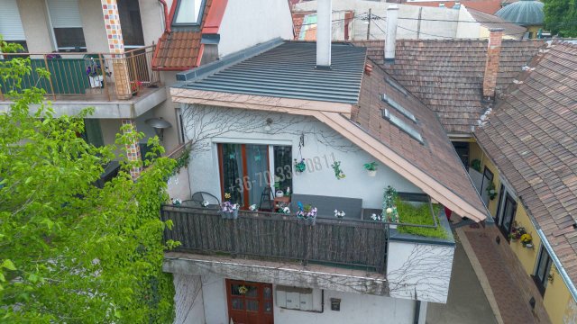 Eladó téglalakás, Vácon, Káptalan utcában 95.5 M Ft, 3 szobás