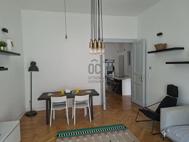 Eladó téglalakás, Budapesten, IX. kerületben, Ráday utcában
