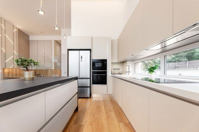 Eladó ikerház, Debrecenben 369 M Ft, 5 szobás