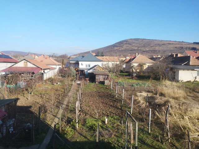 Eladó családi ház, Apcon 33.9 M Ft, 4+1 szobás