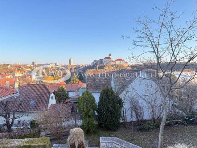 Eladó telek, Veszprémben 97 M Ft / költözzbe.hu
