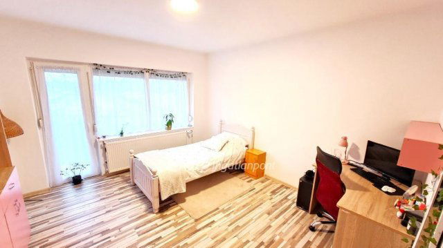 Eladó családi ház, Nagykőrösön 79.9 M Ft, 5+2 szobás