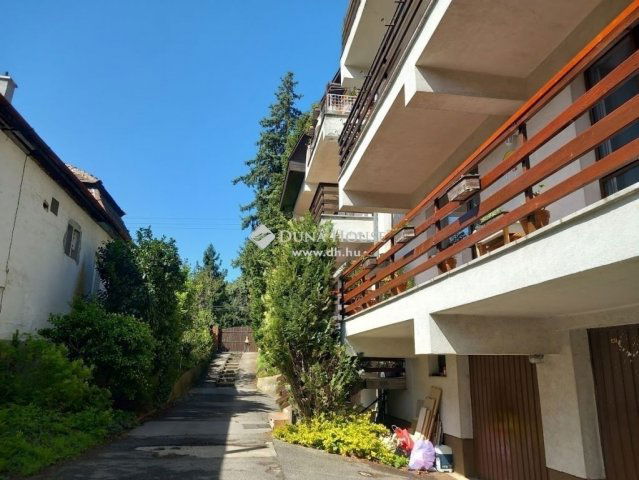 Eladó téglalakás, Solymáron 120 M Ft, 3 szobás