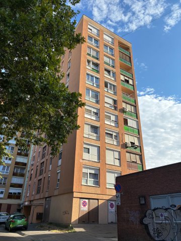 Eladó panellakás, Pécsett 72.9 M Ft, 3 szobás