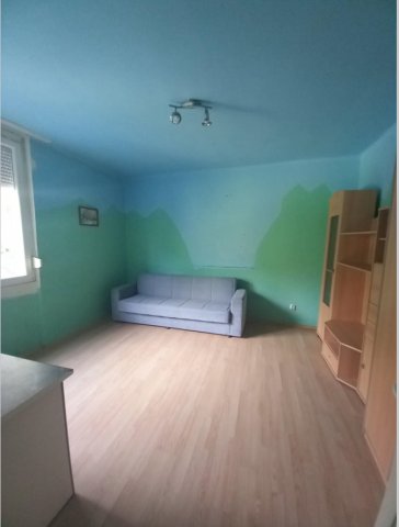 Eladó téglalakás, Tatabányán 40 M Ft, 2 szobás