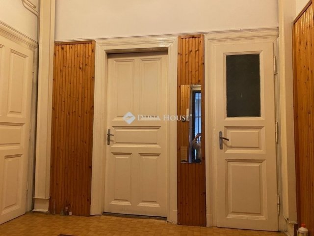 Eladó téglalakás, Budapesten, VII. kerületben 99 M Ft, 4 szobás