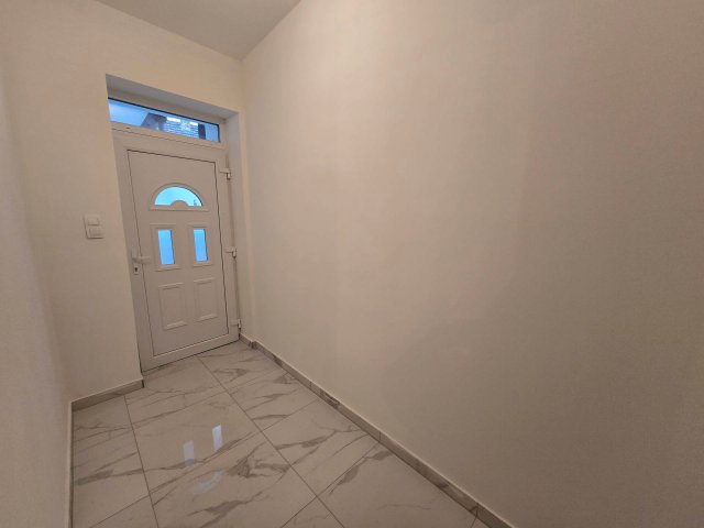 Eladó téglalakás, Kiskunlacházán 35.99 M Ft, 1+1 szobás