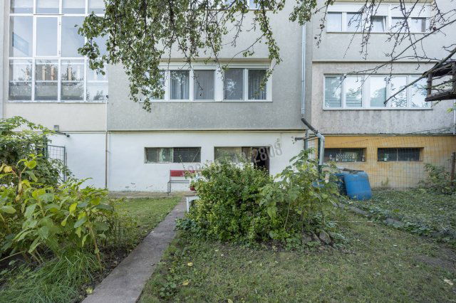 Eladó téglalakás, Vácon 84.9 M Ft, 3 szobás