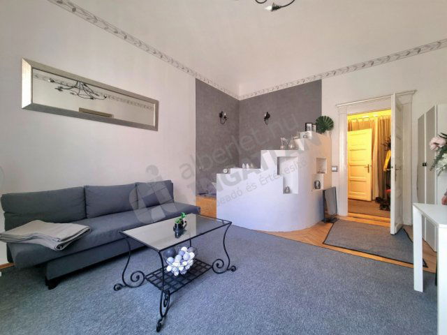 Kiadó téglalakás, albérlet, V. kerületben, Királyi Pál utcában