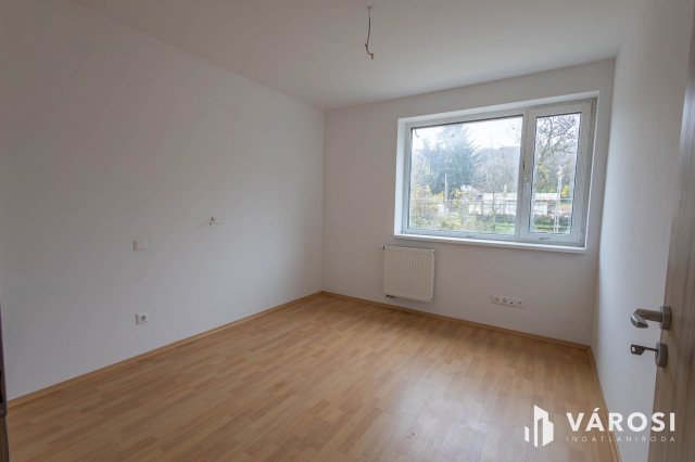 Eladó téglalakás, Budapesten, XI. kerületben 99.99 M Ft