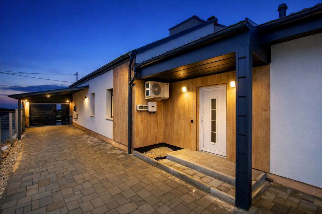 Eladó családi ház, Szombathelyen 81.9 M Ft, 3 szobás