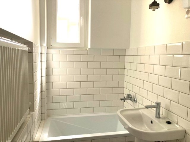 Kiadó téglalakás, albérlet, Pécsett, Heim Pál utcában