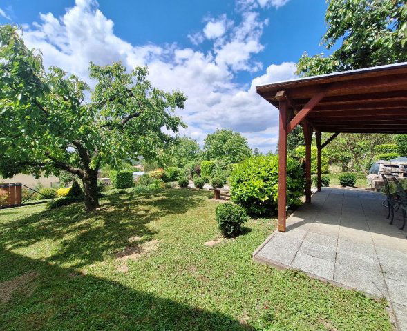 Eladó ikerház, Keszthelyen 49.9 M Ft, 2 szobás