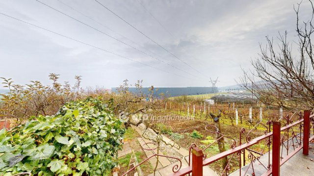 Eladó nyaraló, Szirmabesenyőn 8.9 M Ft, 1 szobás