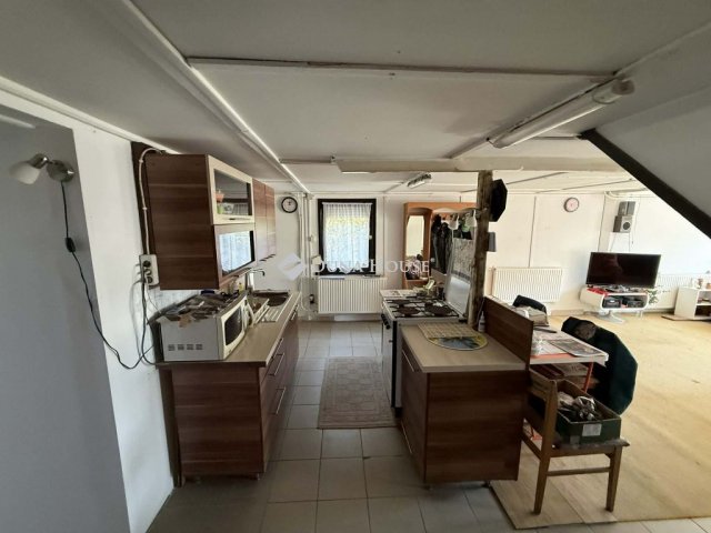 Eladó családi ház, Jánossomorján 29.9 M Ft, 2 szobás